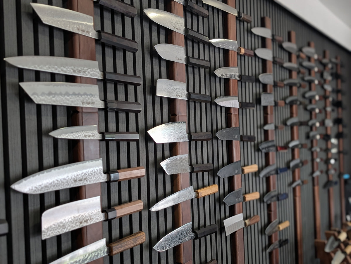 KNIVES
