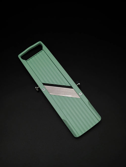 Benriner Japanese Mandoline (6.4 cm)
