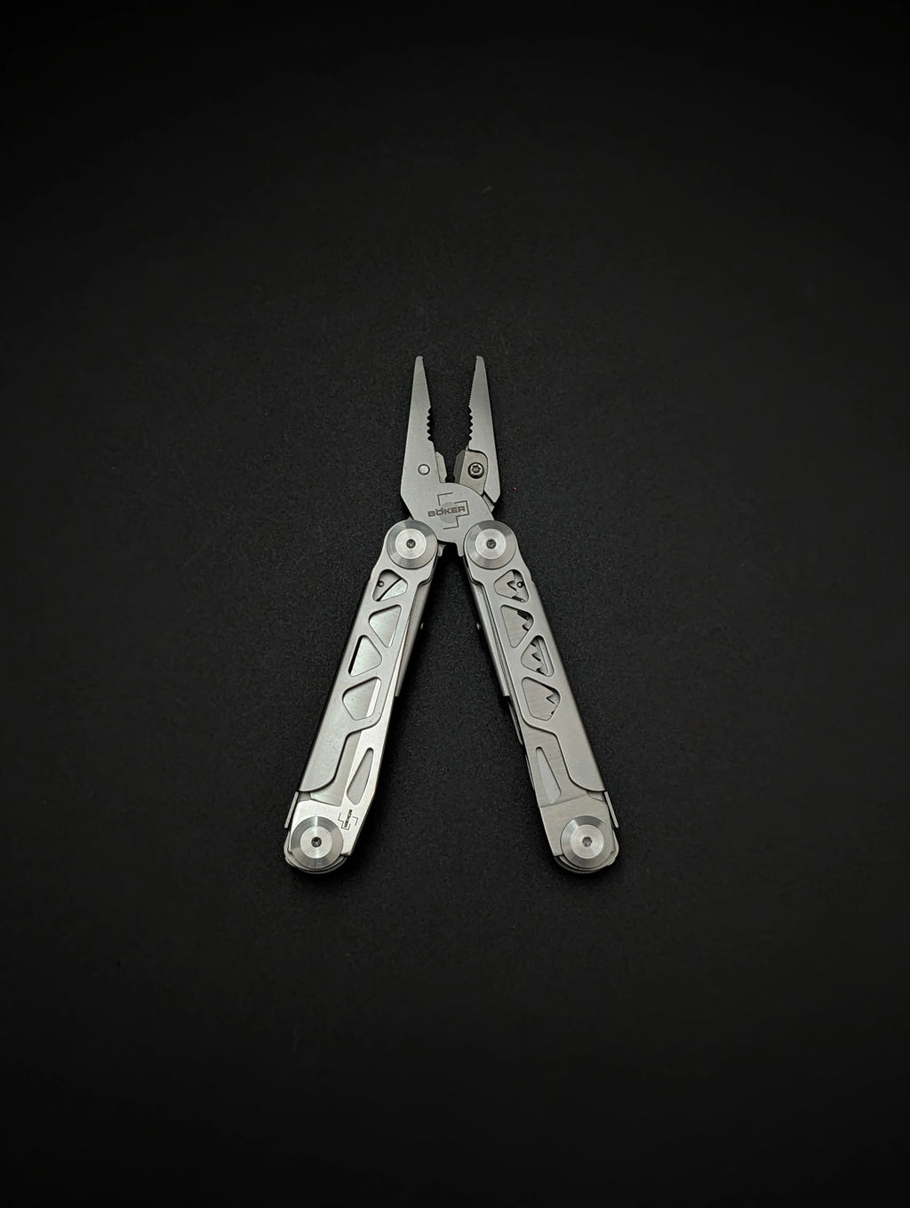 Böker Plus Specialist Pro – Stainless Steel Multi-Tool