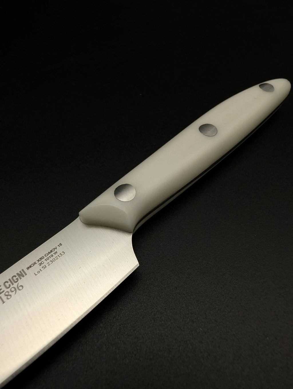 Due Cigni 1896 America Steak Knife Set – White POM Handle (Set of 6)