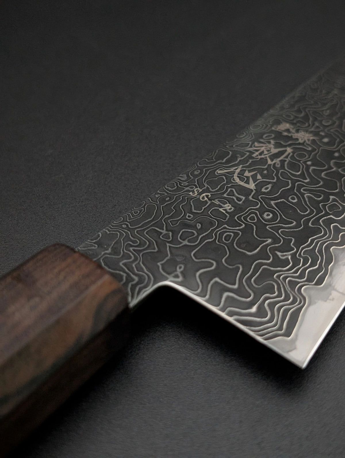Hatsukokoro Ryuhyo Kurozome SG2 Kiritsuke 210 mm Ebony Handle