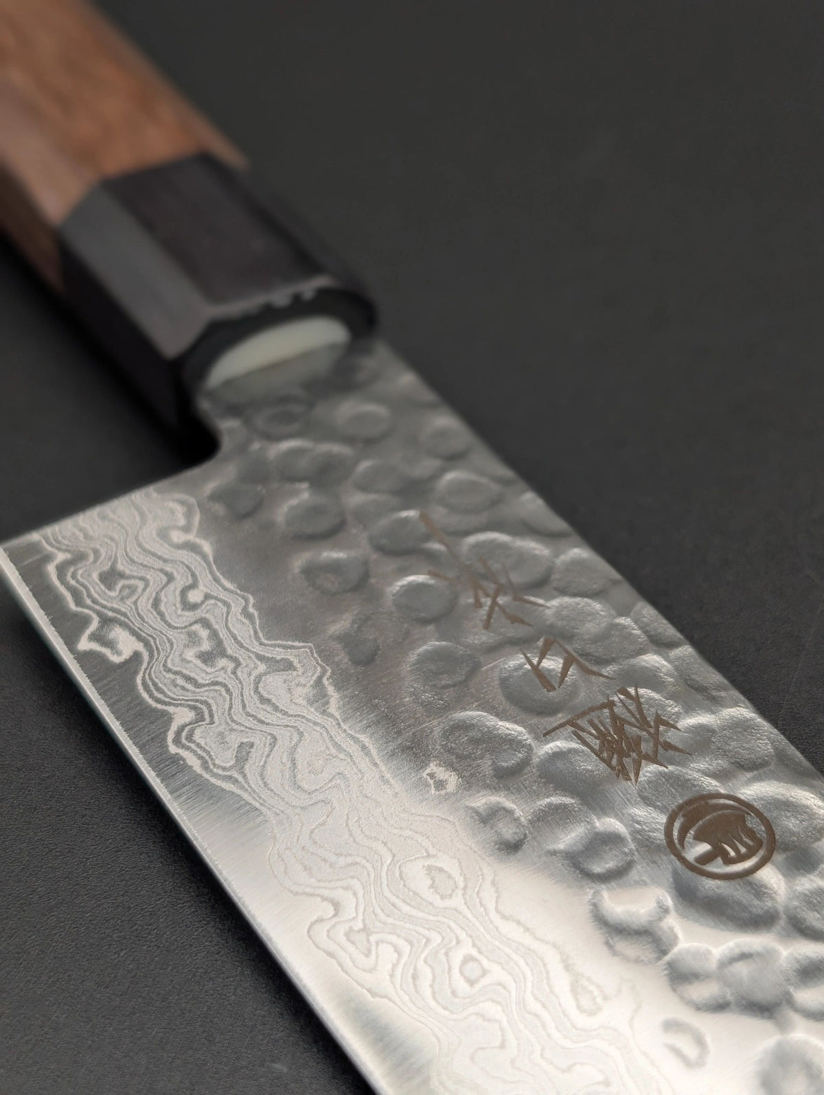 Higuchi VG-10 Damascus Santoku 180mm – Forged in Mino City, Japan