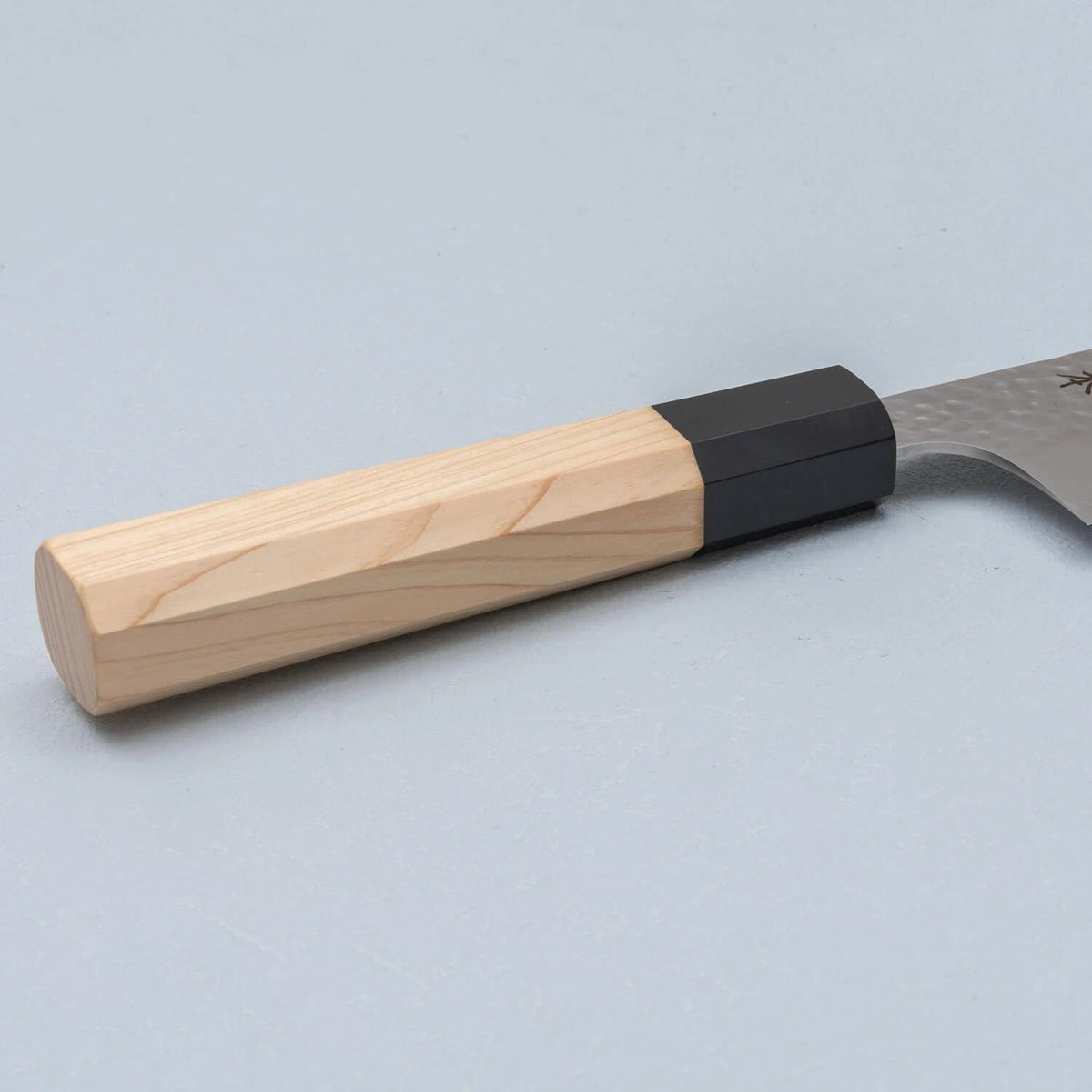 Kazoku Uteki Premium Hinoki Nakiri 18 cm