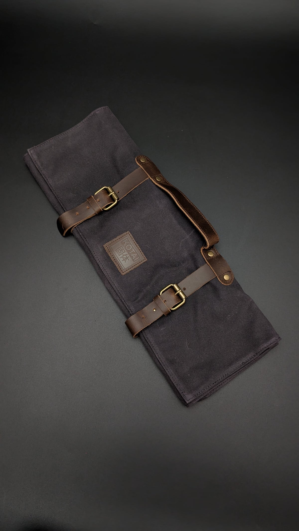 KOTAI Knife Roll-Up Bag | 8-Slot Waxed Canvas & Leather