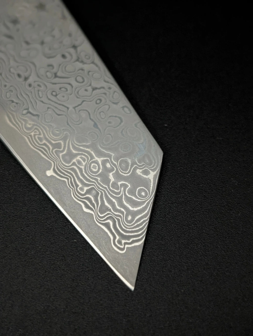 Kuranowa VG10 Damascus Bunka 180mm – 67 Layers – Olive Wood Handle