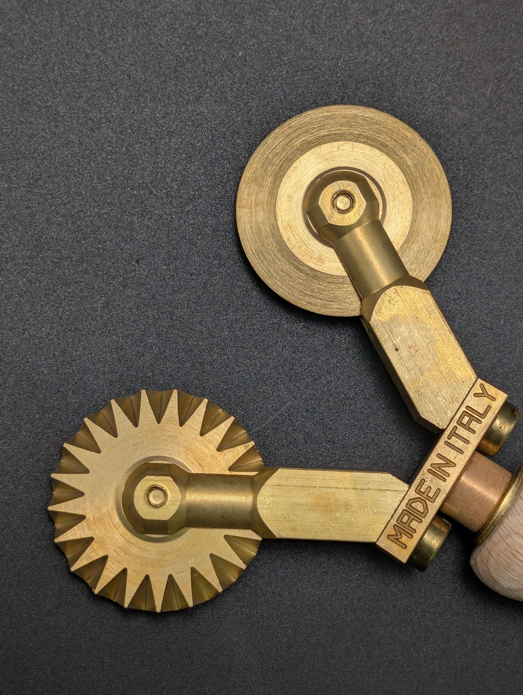 Professional Double Pasta Cutter Wheel-Brass/Wood