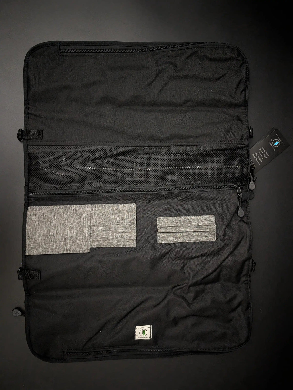Messermeister Preservation 12-Pocket Knife Bag – Black