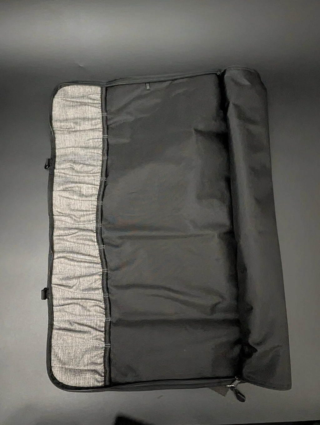 Messermeister Preservation 12-Pocket Knife Bag – Black