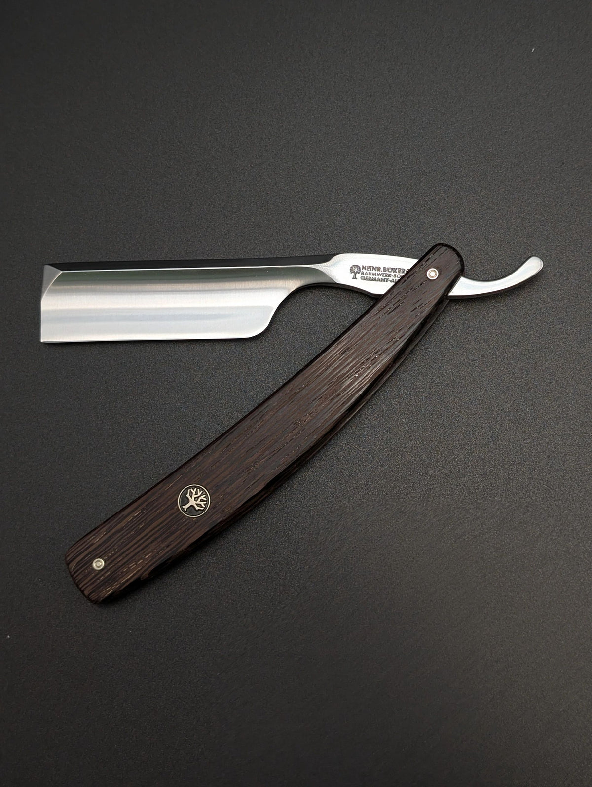 Böker “The Celebrated Wenge” Straight Razor – 6/8" Carbon Steel