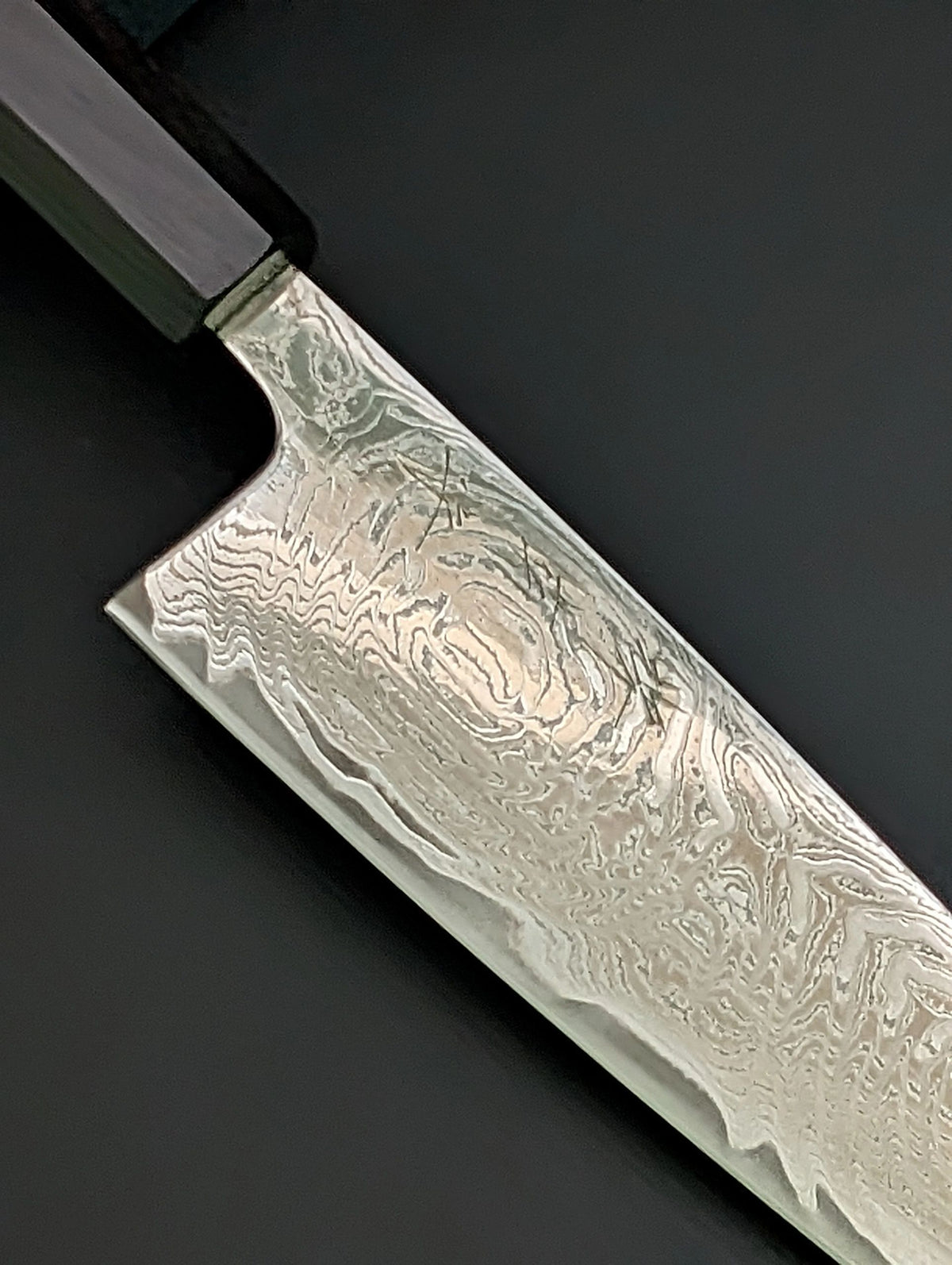 Sakai Kikumori Nami Santoku 165mm – AUS-10 Damascus, Ebony Handle