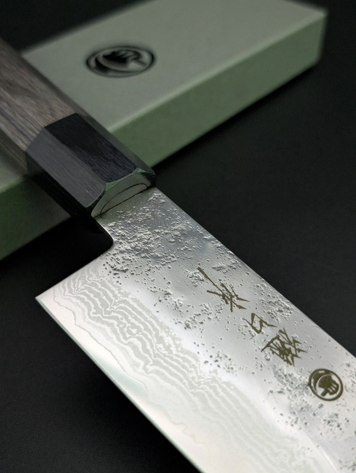 Higuchi Santoku 180mm – VG10 Damascus, Pakkawood Handle