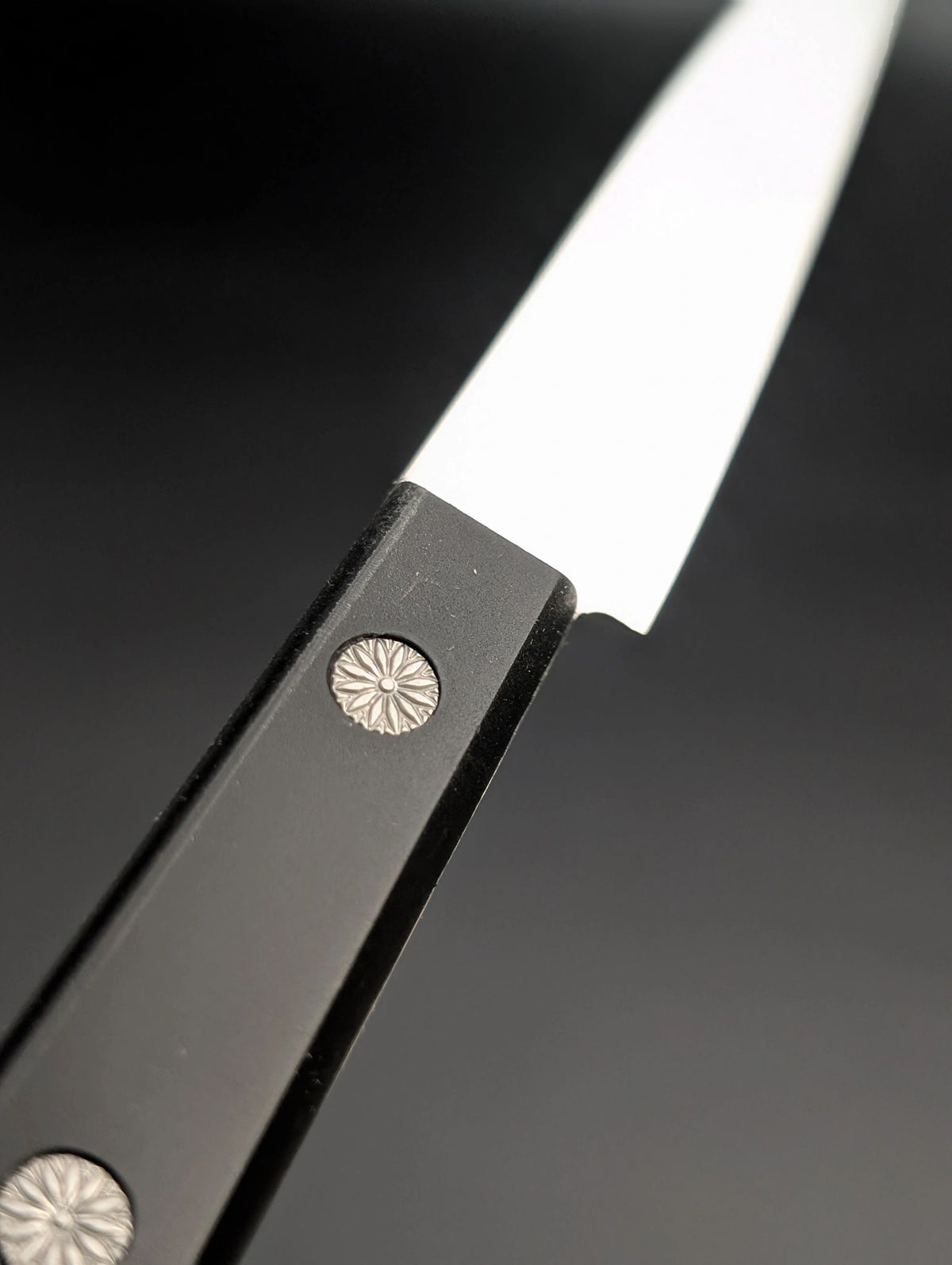 Ikkaku Petty 120mm – Stainless Vanadium Steel | Duracon Resin Handle