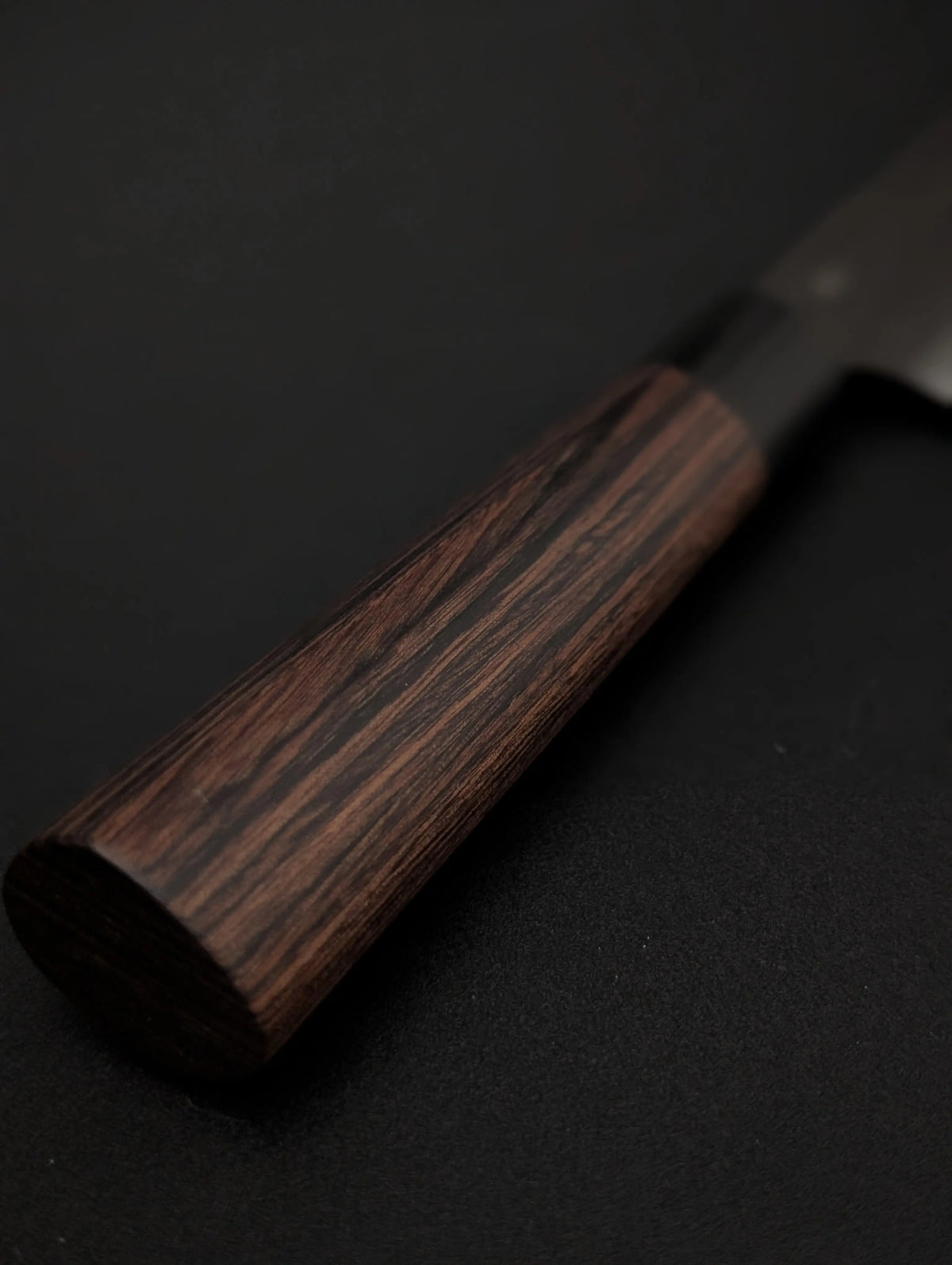 Shizu Gen VG10 Damascus Gyuto 240mm – Kurouchi Tsuchime – D-Shape Pakka Wood Handle