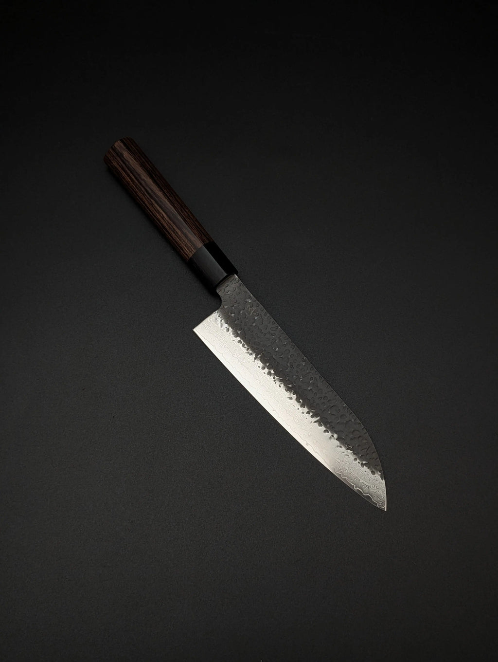 Shizu Gen VG10 Damascus Santoku 180mm – Kurouchi Tsuchime – D-Shape Pakka Wood Handle