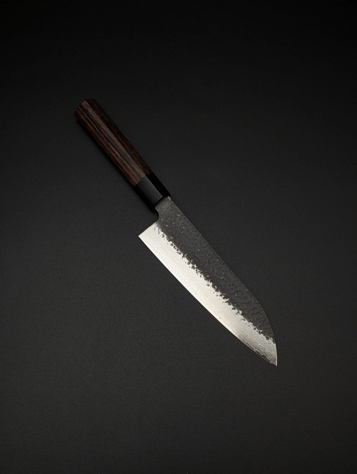 Shizu Gen VG10 Damascus Santoku 180mm – Kurouchi Tsuchime – D-Shape Pakka Wood Handle