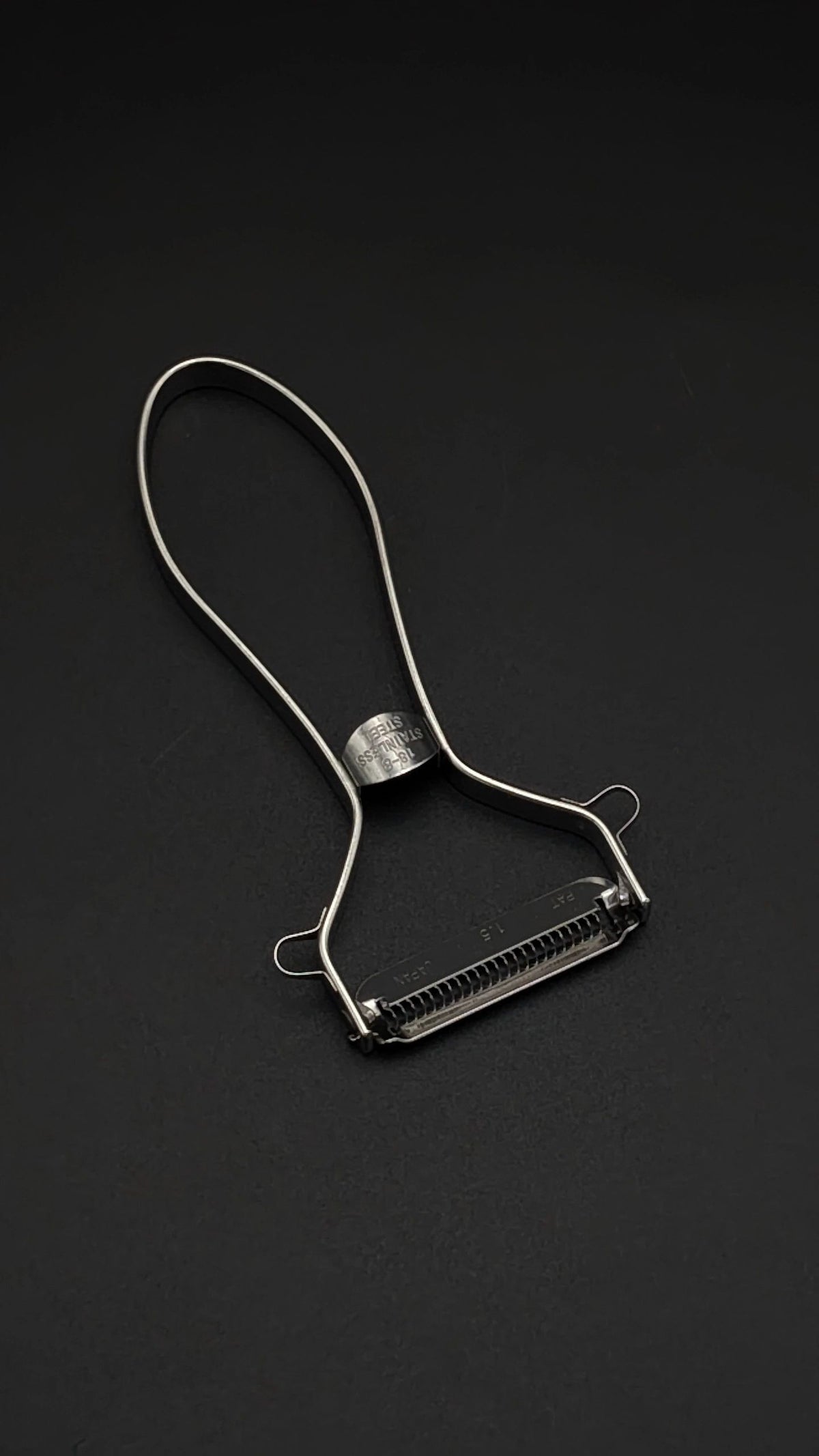 Japanese Stainless Steel Julienne Peeler – 45 mm
