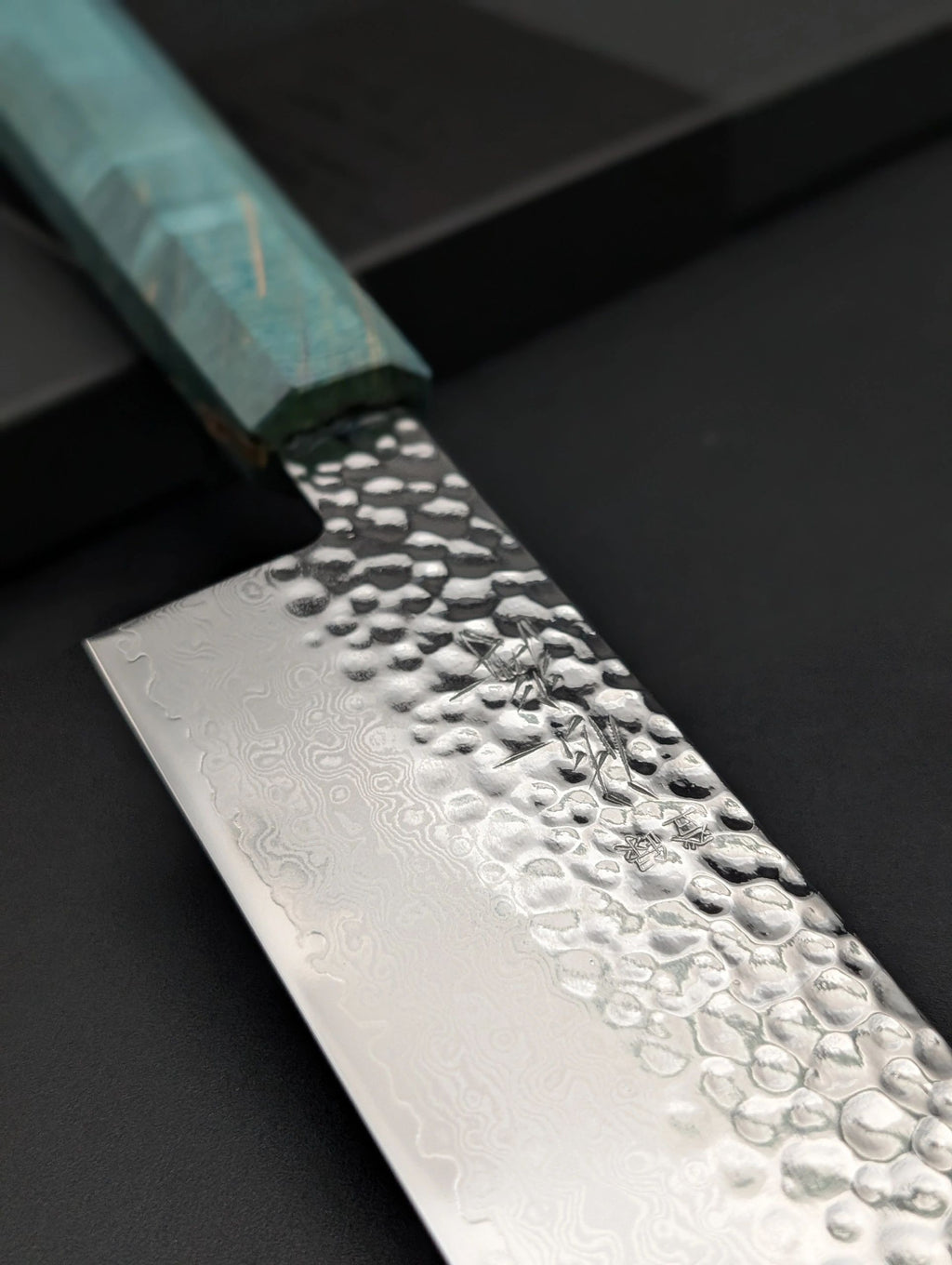 Touroku Sakai Gyuto 210mm VG10 Damascus – Blue Pakka Handle