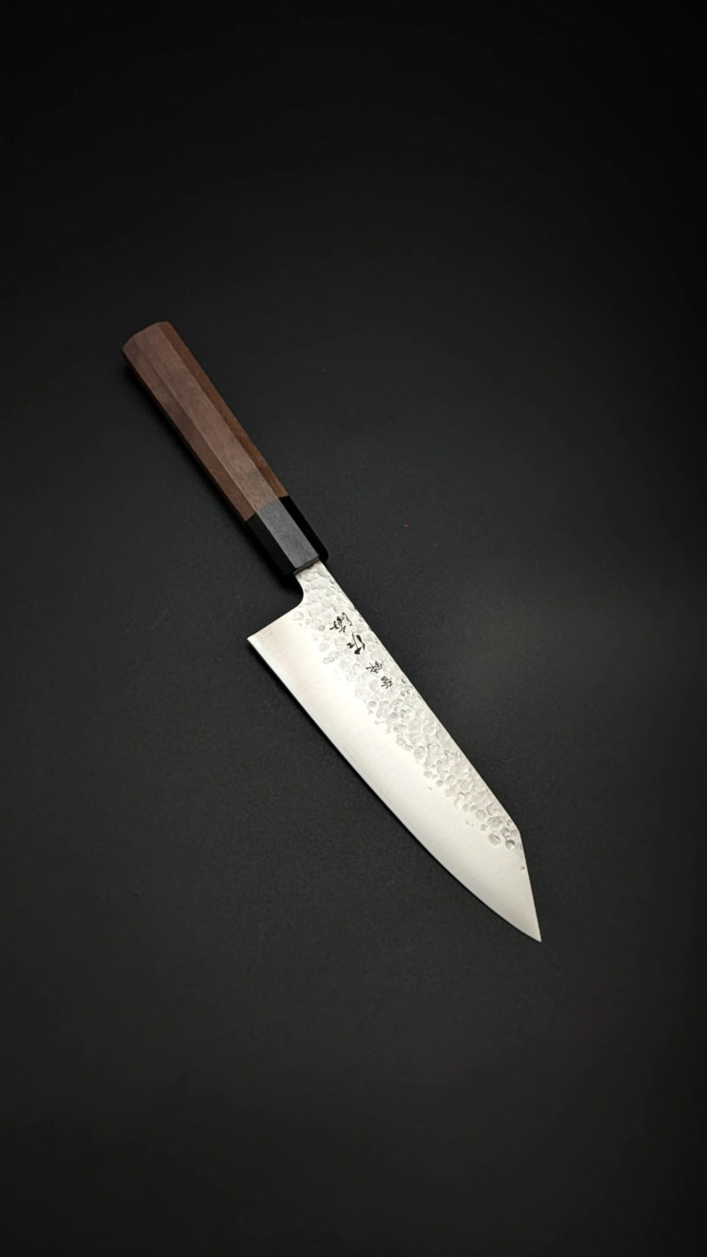 Touroku Sakai Monosteel Bunka 180mm – Tsuchime – Walnut Handle