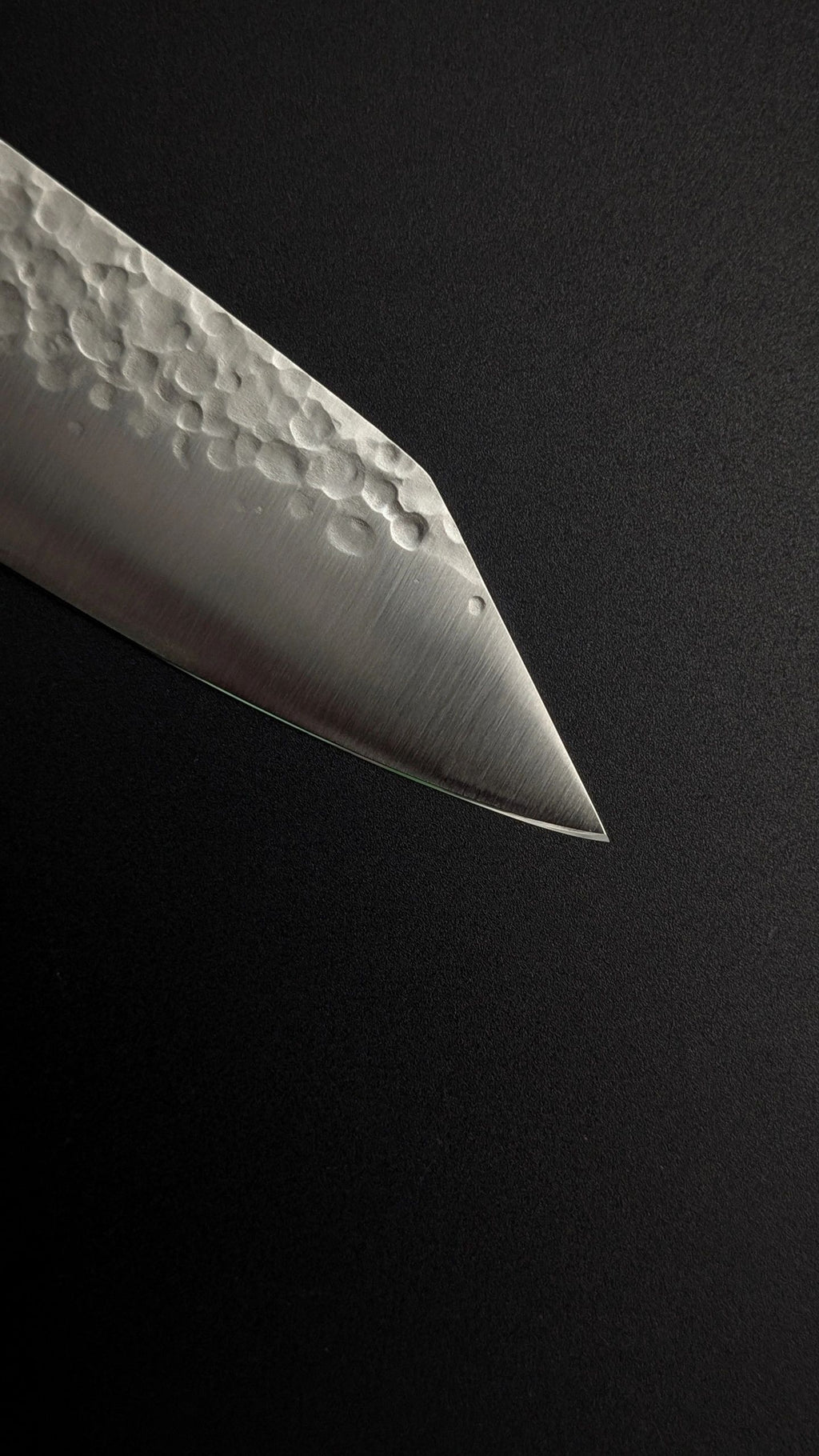 Touroku Sakai Monosteel Bunka 180mm – Tsuchime – Walnut Handle