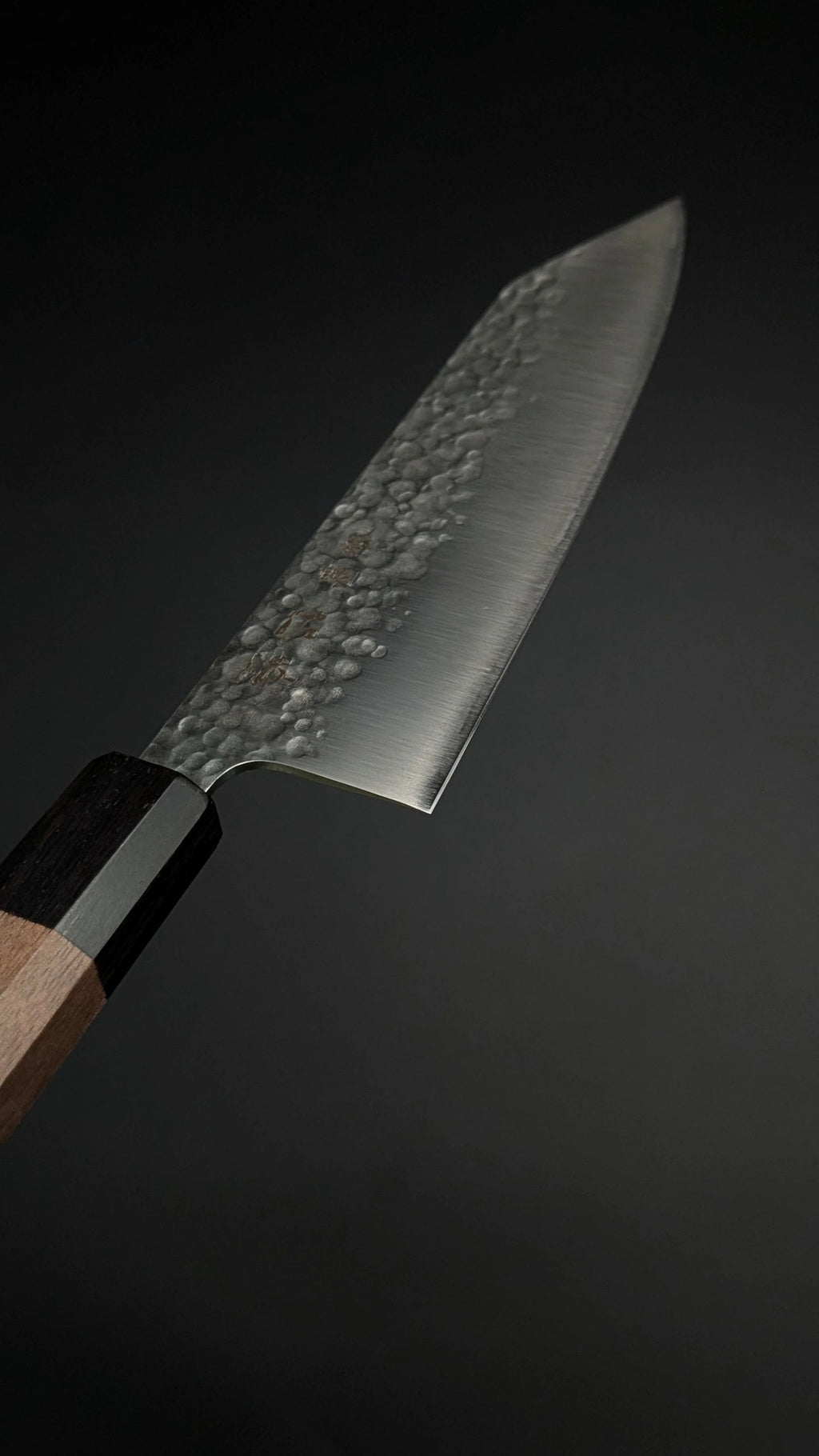 Touroku Sakai Monosteel Bunka 180mm – Tsuchime – Walnut Handle