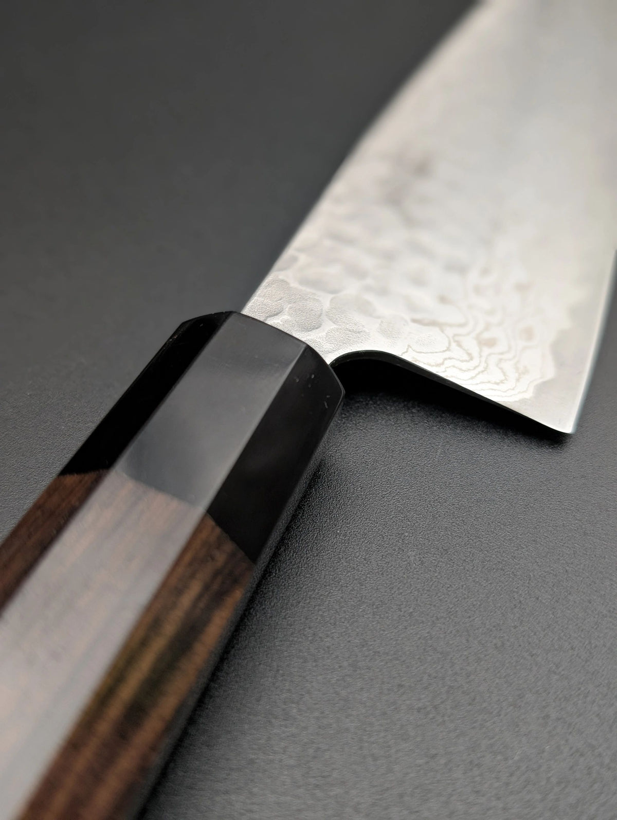 Tsunehisa Santoku 165mm Ginsan Damascus – Ebony & Buffalo Horn Handle