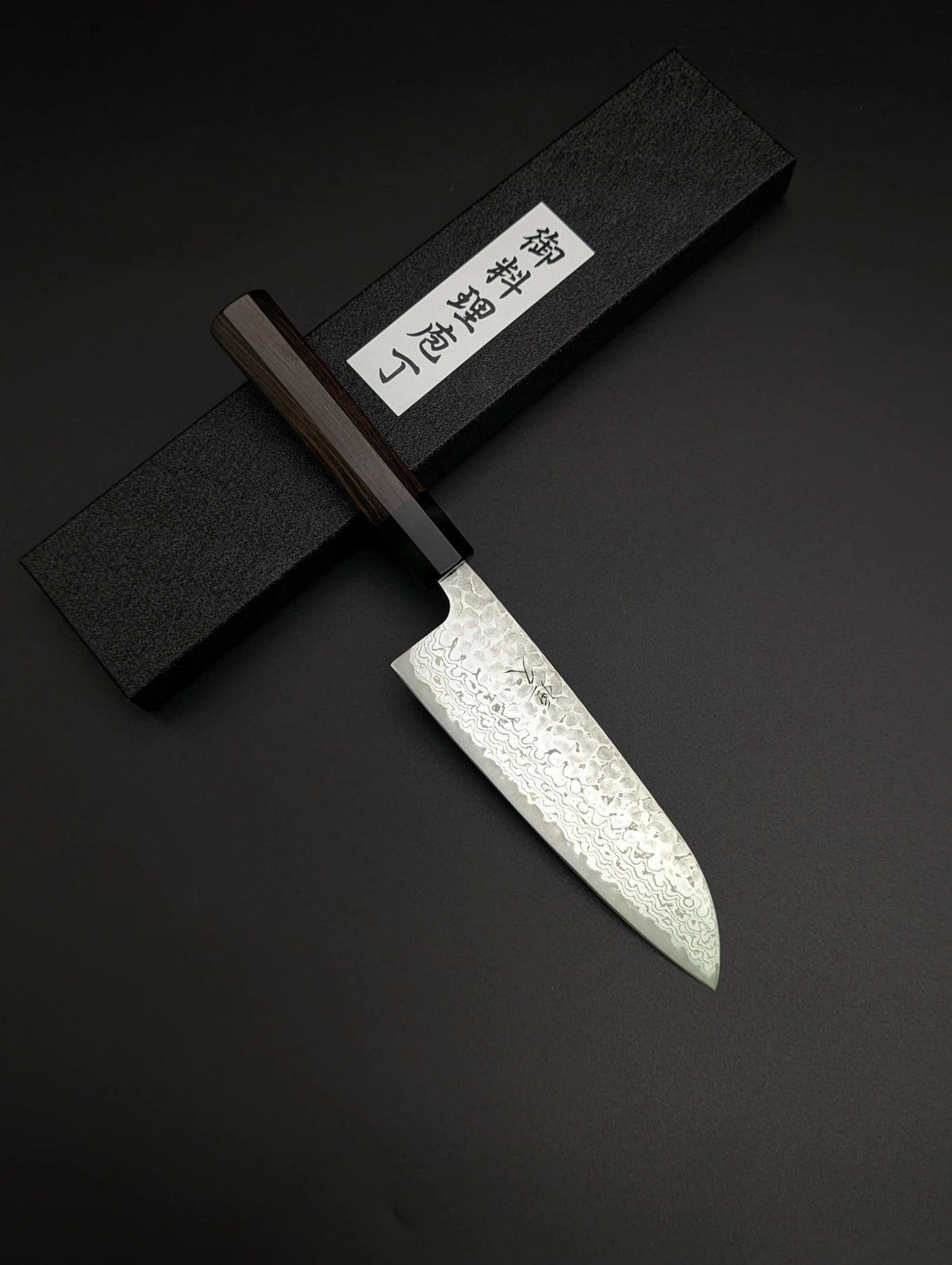 Tsunehisa Santoku 165mm Ginsan Damascus – Ebony & Buffalo Horn Handle