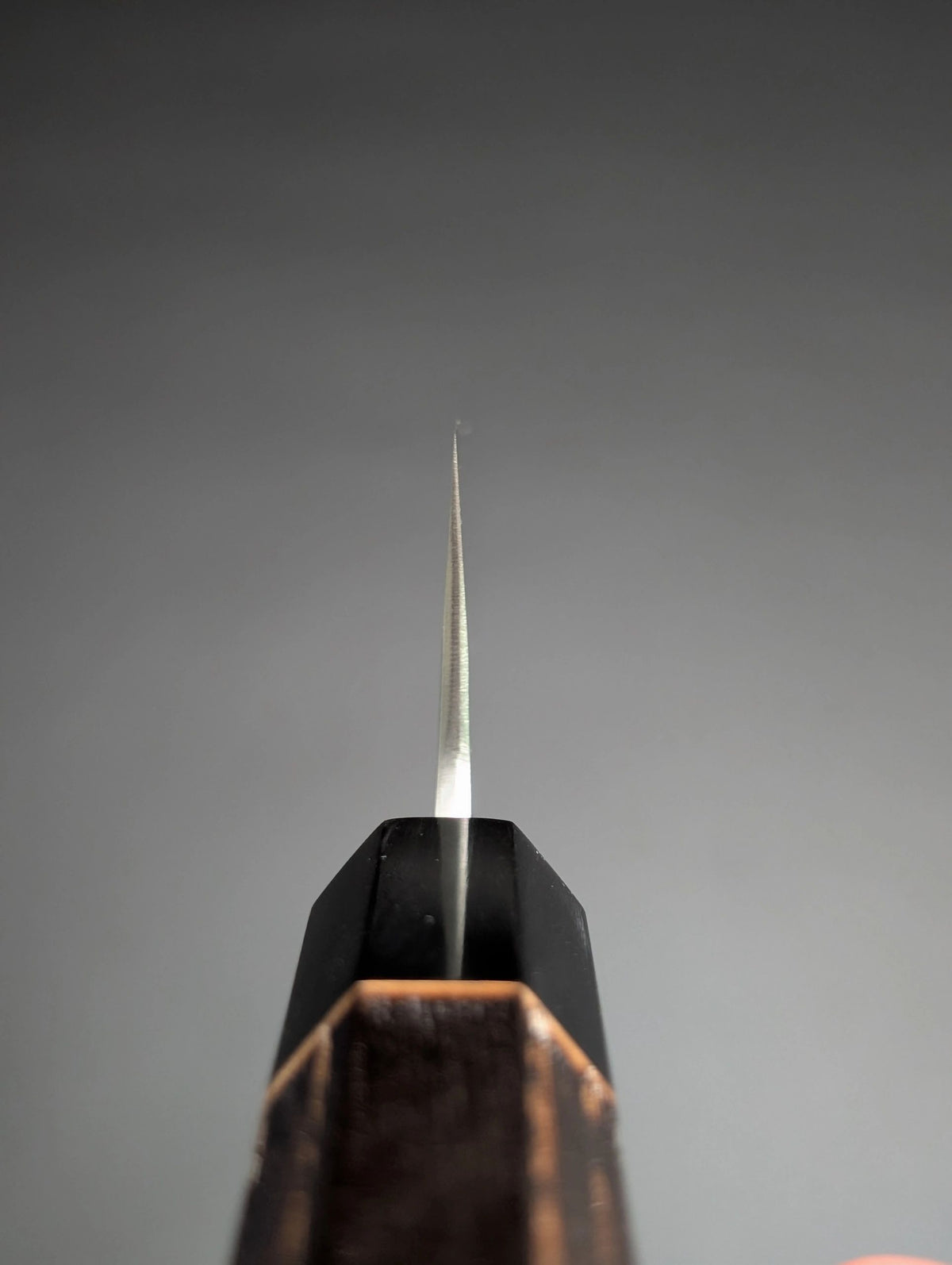 Yoshikane Gyuto 210mm – White #2 Carbon Steel, Stainless Clad, Nashiji Finish, Chestnut Handle