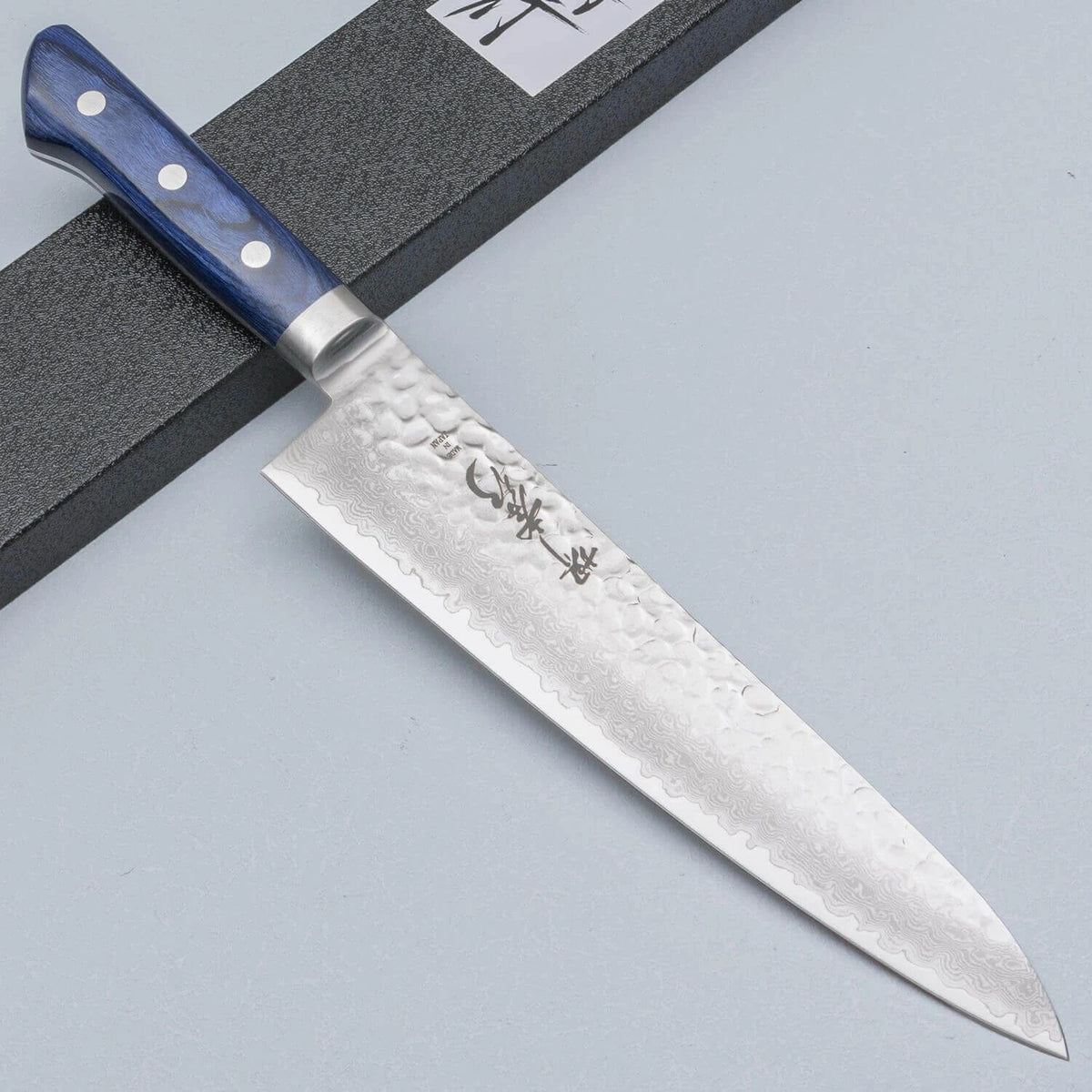 Sakai Takayuki 33 Layer Damascus Blue Gyuto 21 cm